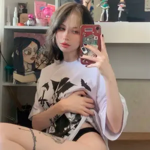 she bad!